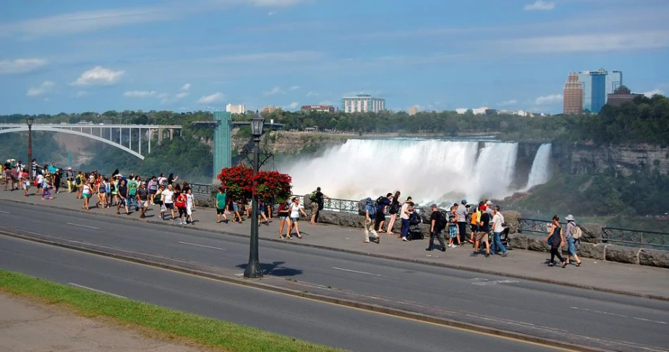 How to Spend a Weekend in Niagara Falls, USA